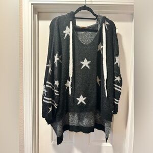 POL Black and White Star V-Neck Sweater